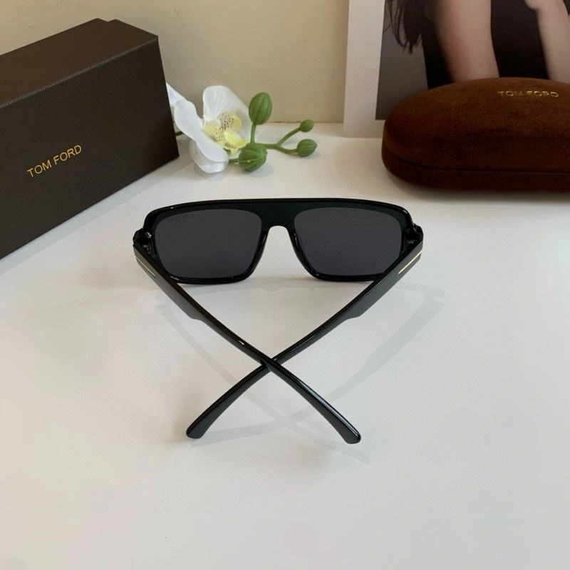 Tom Ford Sunglasses Functional 282307