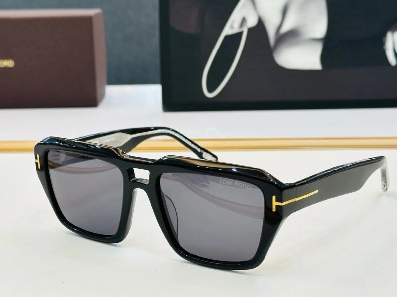 Tom Ford Sunglasses GoAnywhere 282311