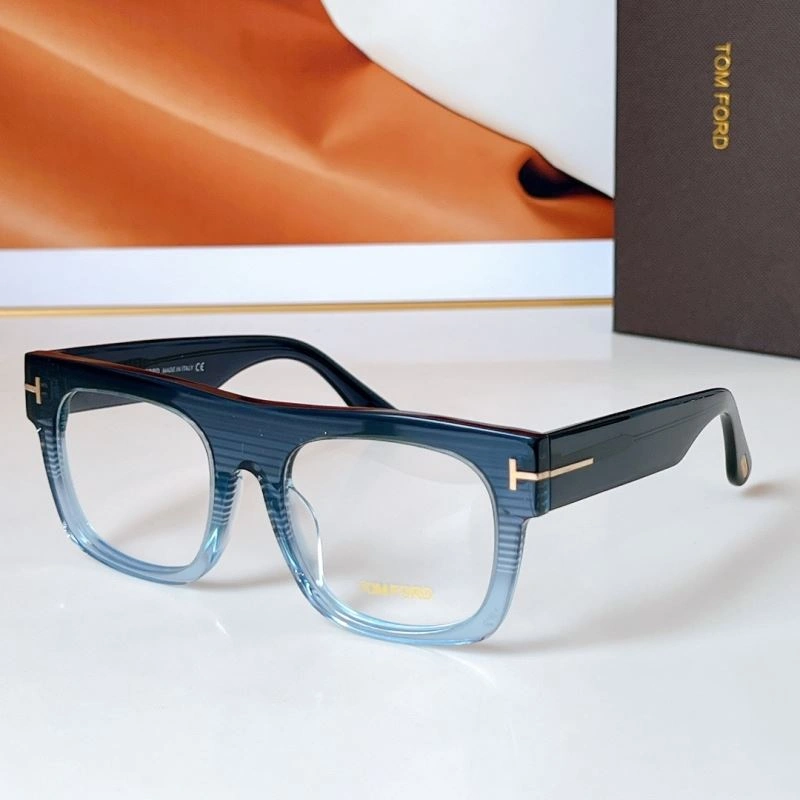 Vibrant Tom Ford Sunglasses 282306