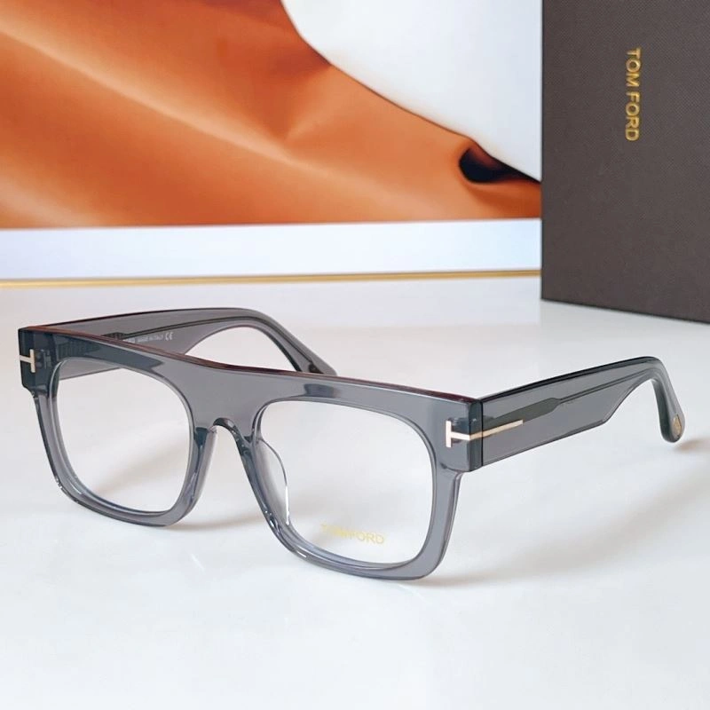 Vibrant Tom Ford Sunglasses 282306