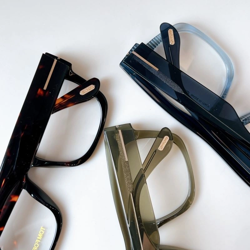 Vibrant Tom Ford Sunglasses 282306