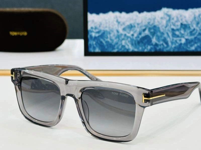 Supportive Tom Ford Sunglasses 282370