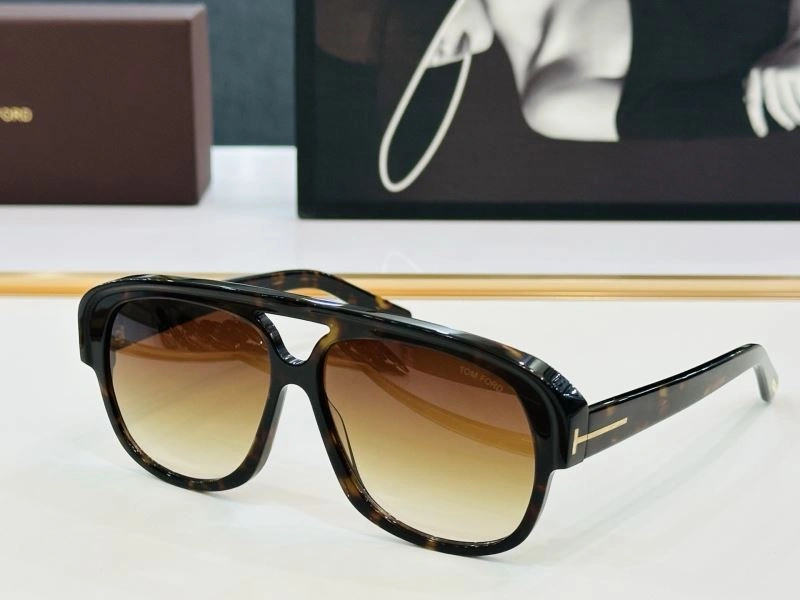 Durable Tom Ford Sunglasses 282369