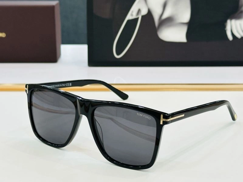 Soft Tom Ford Sunglasses 282360