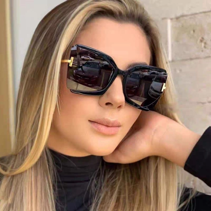 Tom Ford Sunglasses Functional 282354