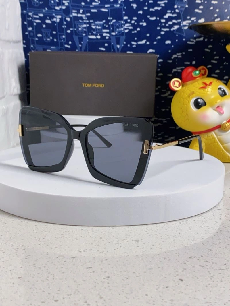 Tom Ford Sunglasses Functional 282354