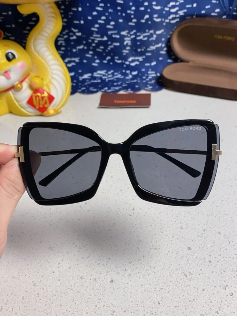 Tom Ford Sunglasses Functional 282354
