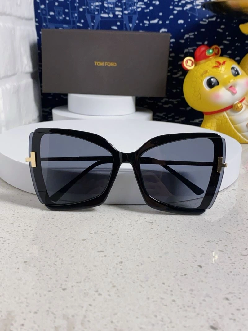 Tom Ford Sunglasses Functional 282354