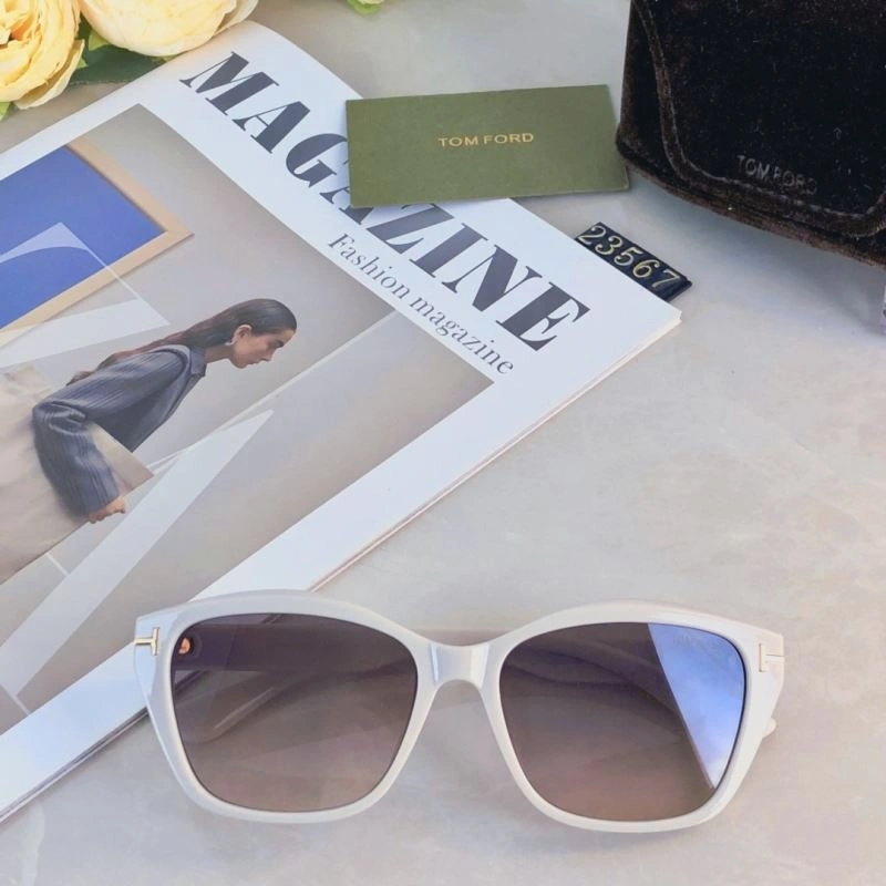 Functional Tom Ford Sunglasses 282356