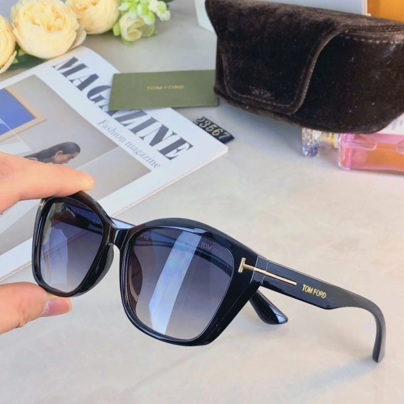 Functional Tom Ford Sunglasses 282356