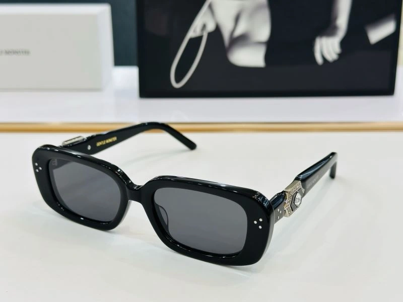 MultiPurpose Tom Ford Sunglasses 282358