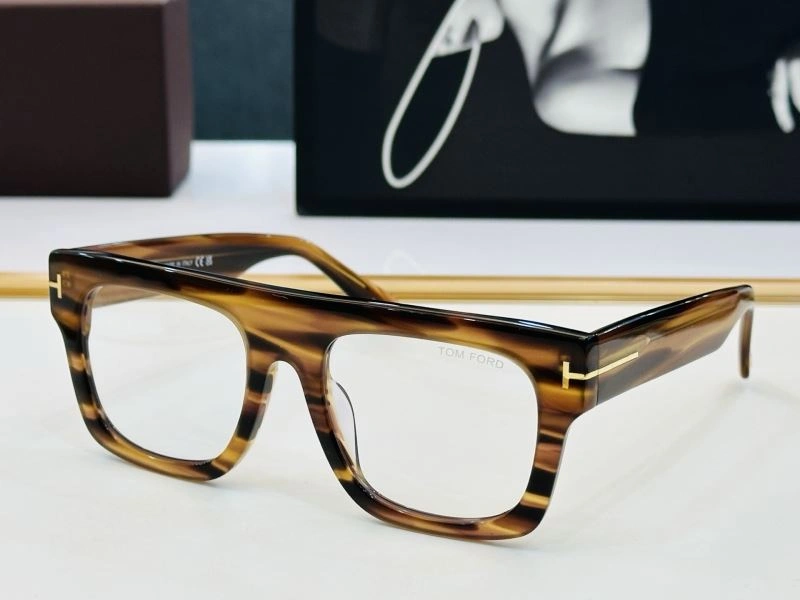 Tom Ford Sunglasses Trendy 282372