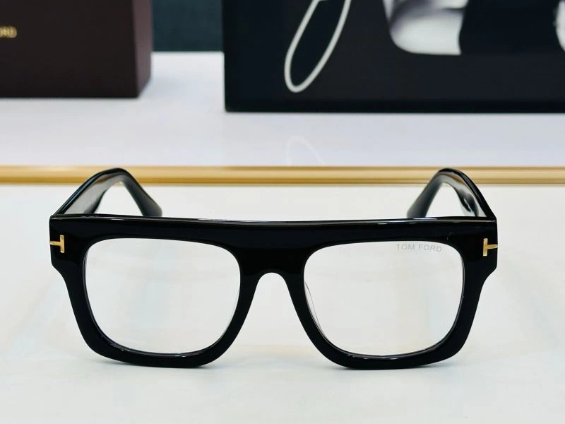 Tom Ford Sunglasses Trendy 282372