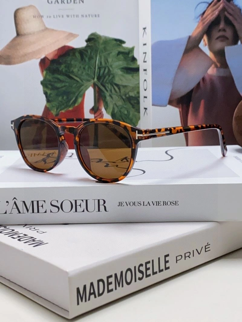 Tom Ford Sunglasses Classic 282345