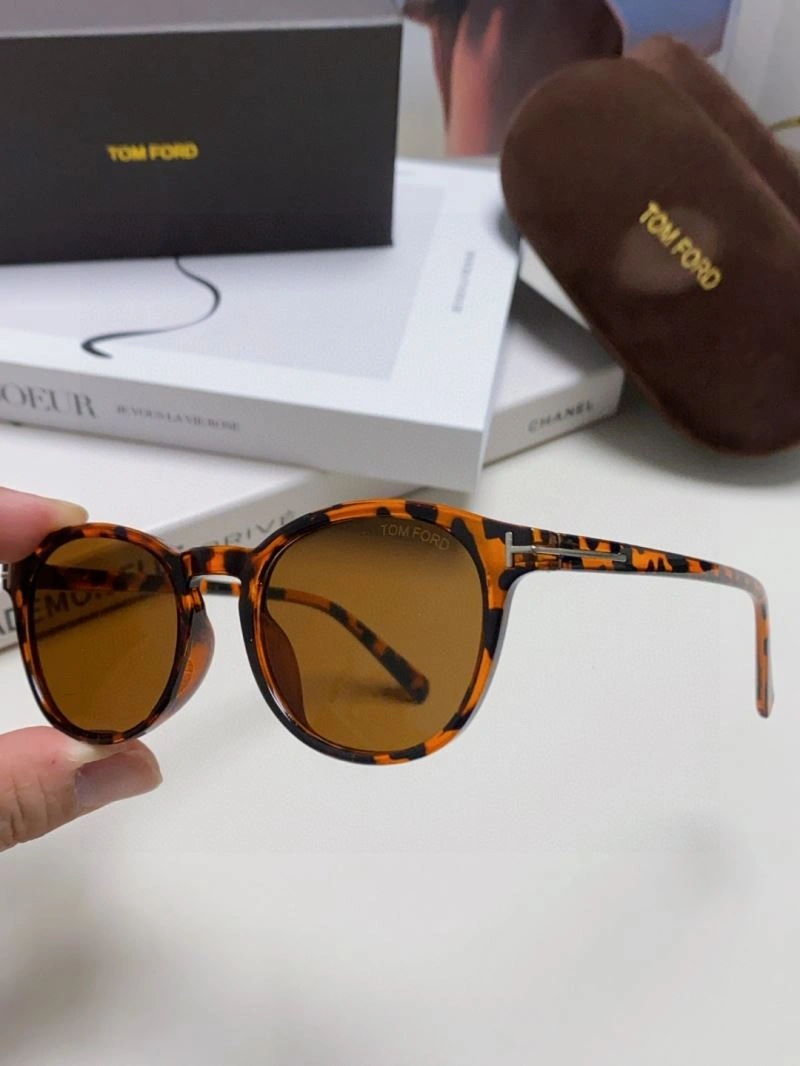 Tom Ford Sunglasses Classic 282345