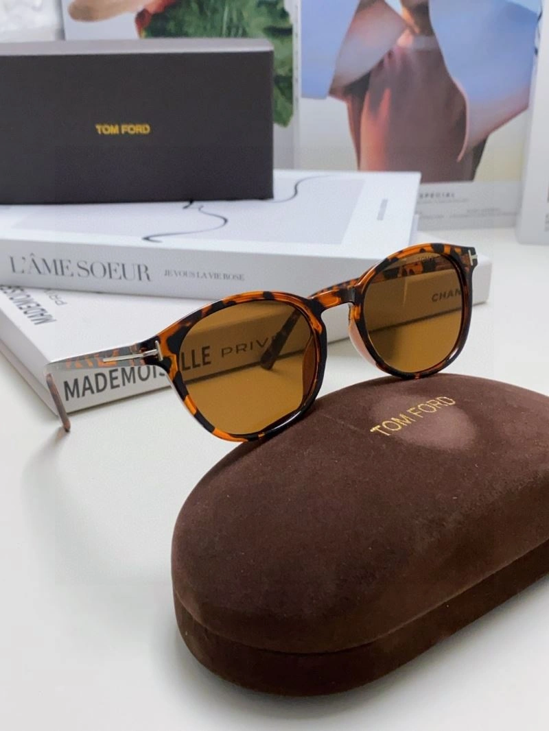 Tom Ford Sunglasses Classic 282345