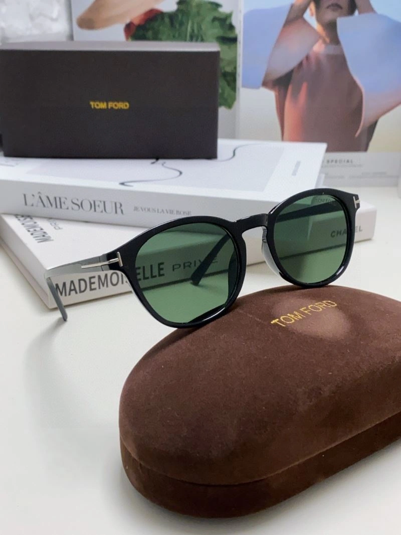 SmoothTexture Tom Ford Sunglasses 282342