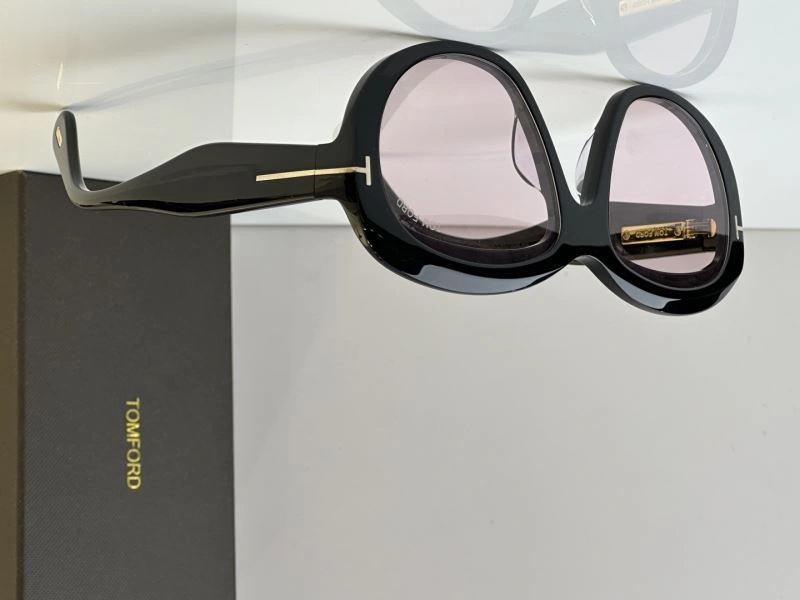 EasyCare Tom Ford Sunglasses 282412