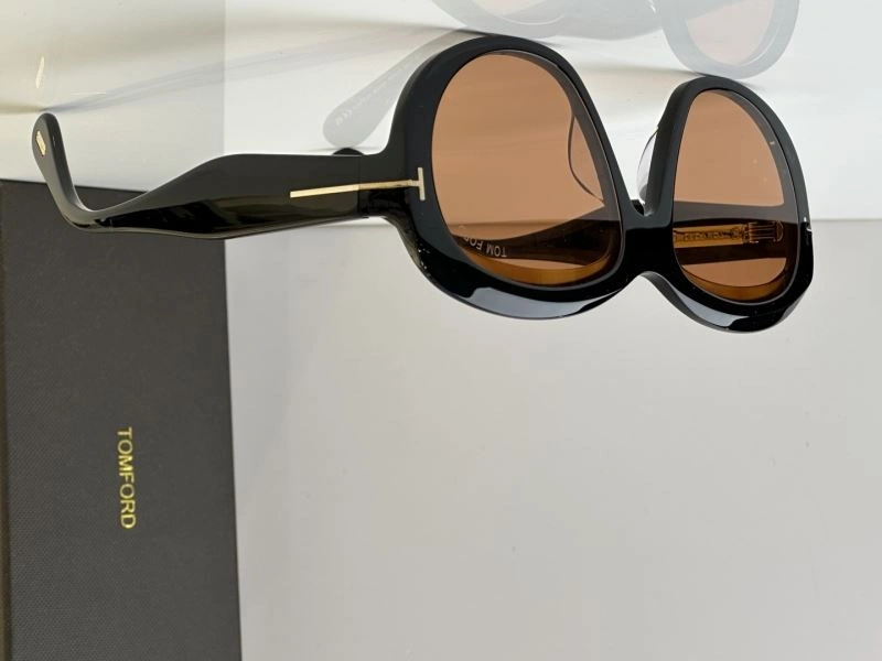 EasyCare Tom Ford Sunglasses 282412