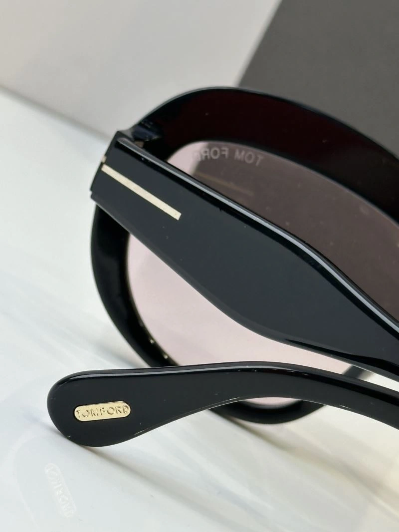 EasyCare Tom Ford Sunglasses 282412