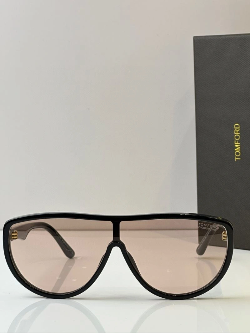 Minimalist Tom Ford Sunglasses 282395