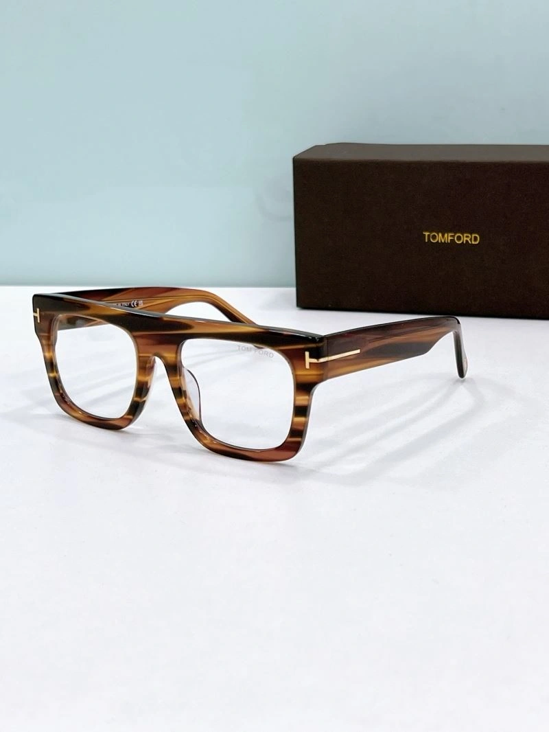 Durable Tom Ford Sunglasses 282413