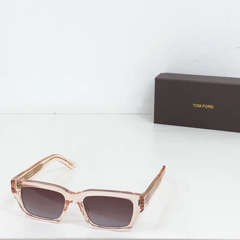Tom Ford Sunglasses Refined 282404