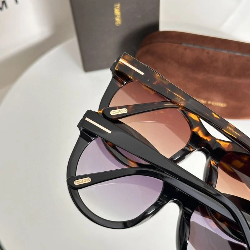 Tom Ford Sunglasses Timeless 282410