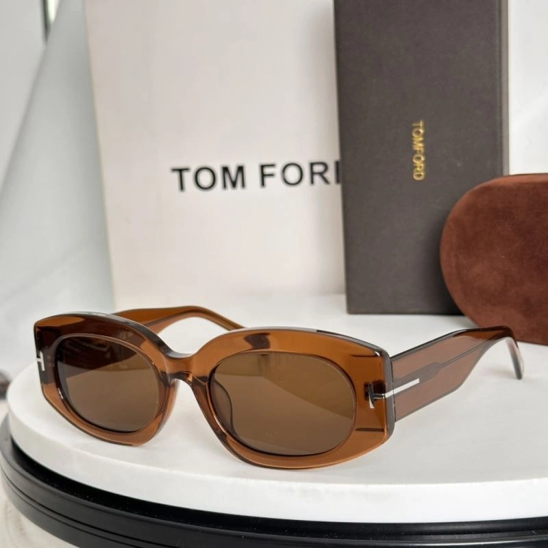 Elegant Tom Ford Sunglasses 282392