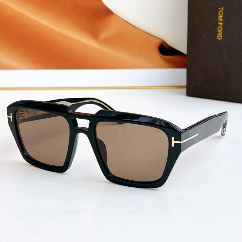 FlexibleFit Tom Ford Sunglasses 282398