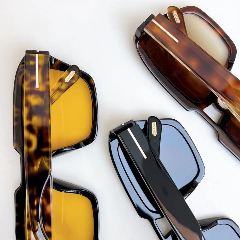 FlexibleFit Tom Ford Sunglasses 282398