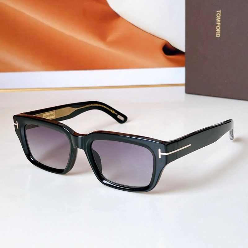 Tom Ford Sunglasses Vibrant 282389