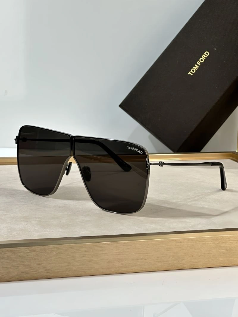Tom Ford Sunglasses Stylish 282384