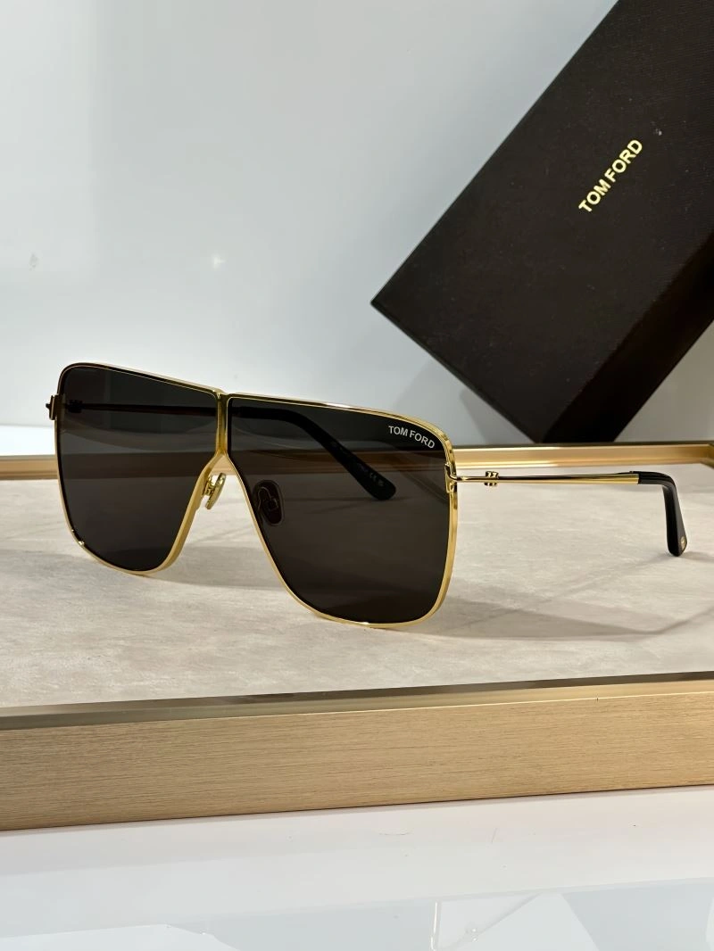 Tom Ford Sunglasses Stylish 282384