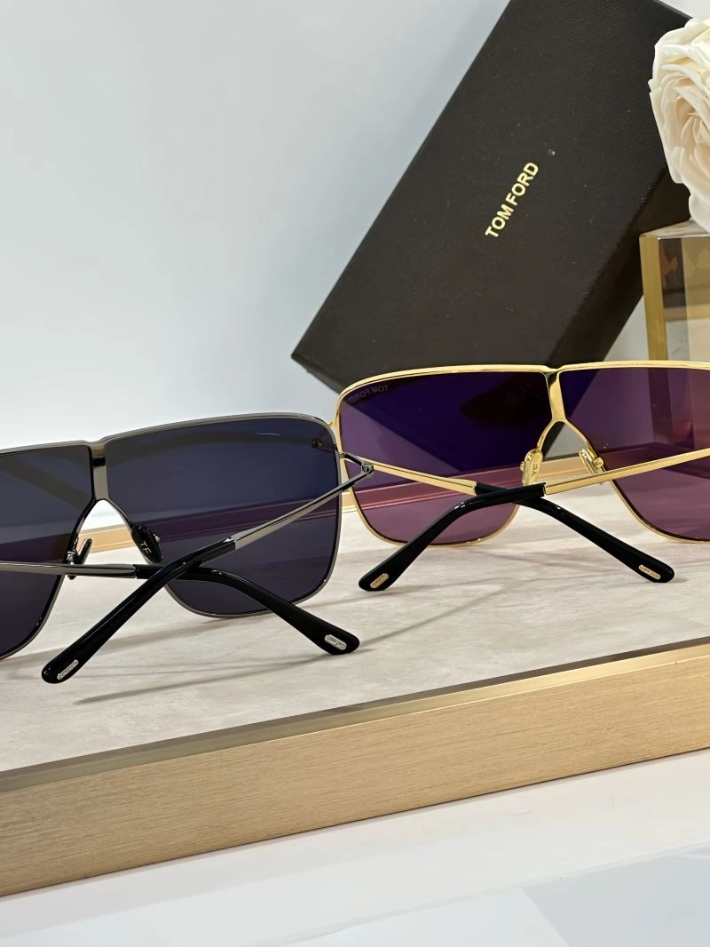 Tom Ford Sunglasses Stylish 282384