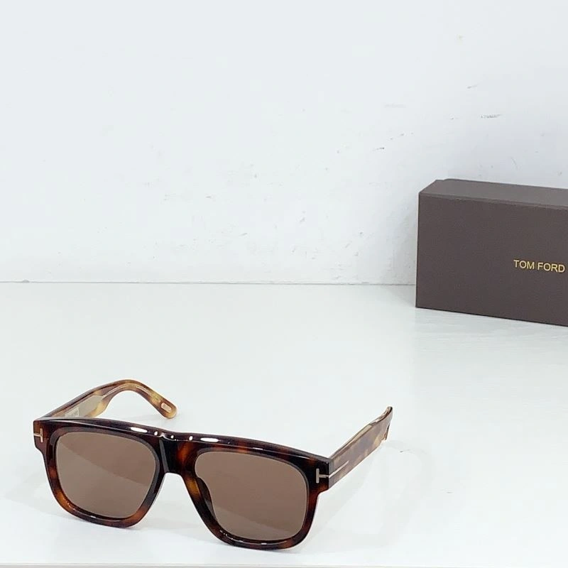 Tom Ford Sunglasses WrinkleFree 282382