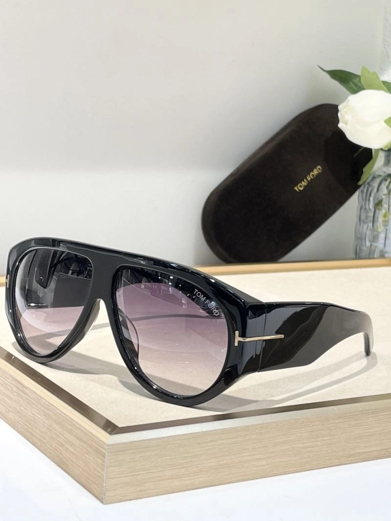 Refined Tom Ford Sunglasses 282387
