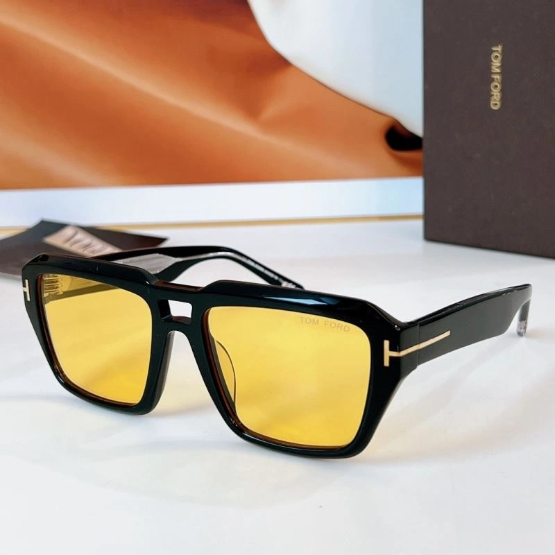 WaterResistant Tom Ford Sunglasses 282379