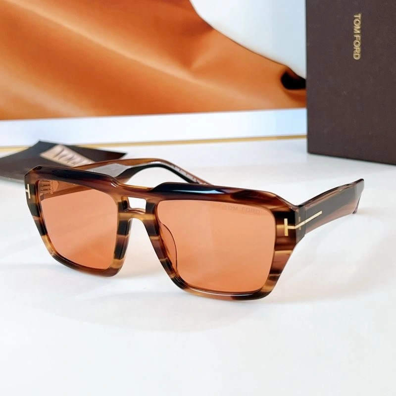 WaterResistant Tom Ford Sunglasses 282379