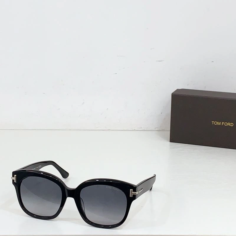 Tom Ford Sunglasses Seasonal 282377