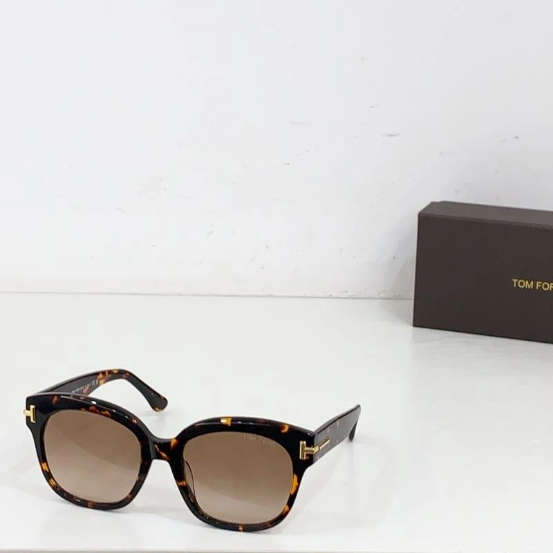 Tom Ford Sunglasses Seasonal 282377