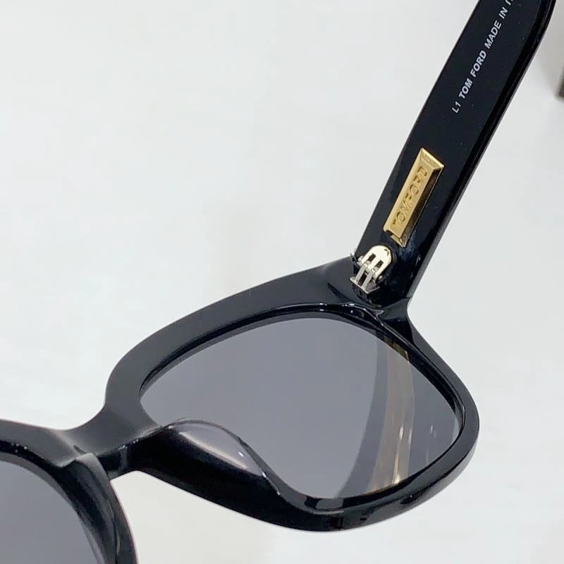 Tom Ford Sunglasses Seasonal 282377