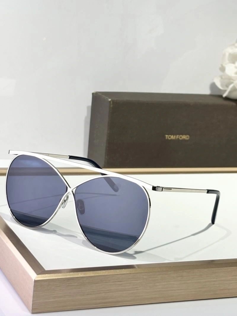 Tom Ford Sunglasses Unique 282359