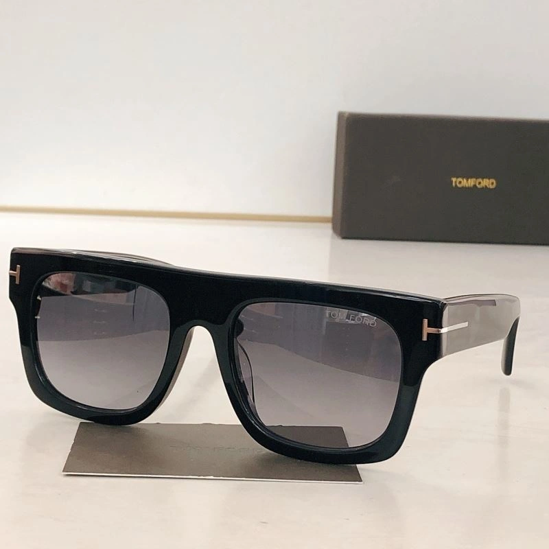FlexibleFit Tom Ford Sunglasses 282362