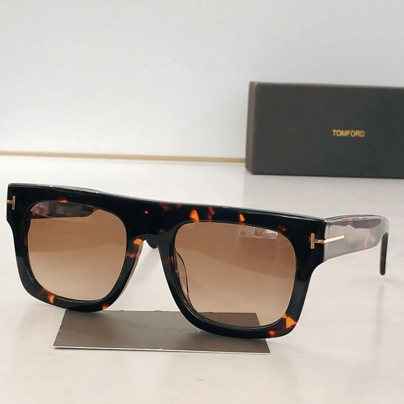 FlexibleFit Tom Ford Sunglasses 282362