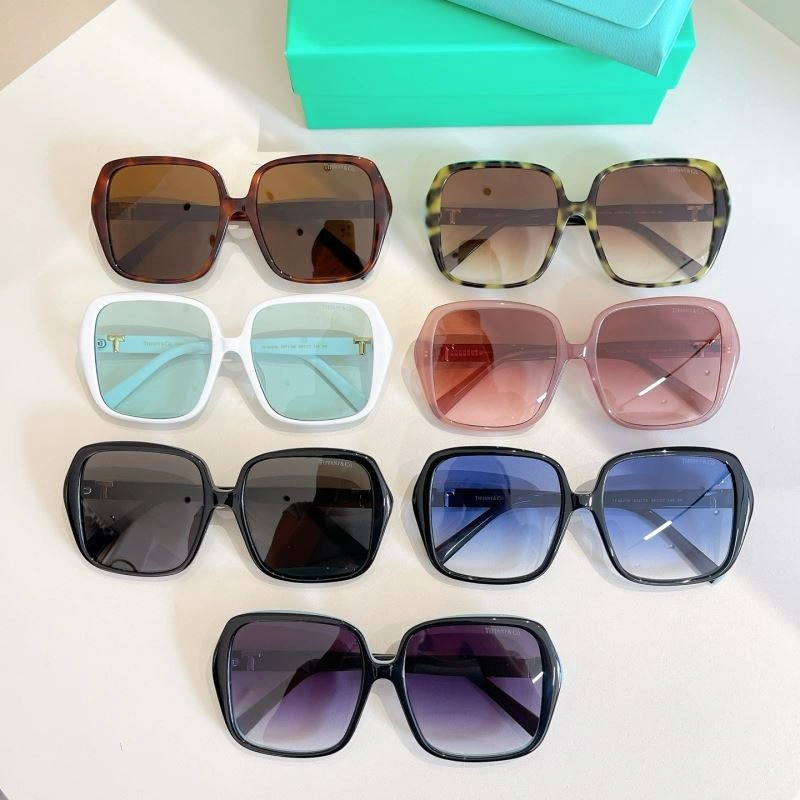 WaterResistant Tom Ford Sunglasses 282363