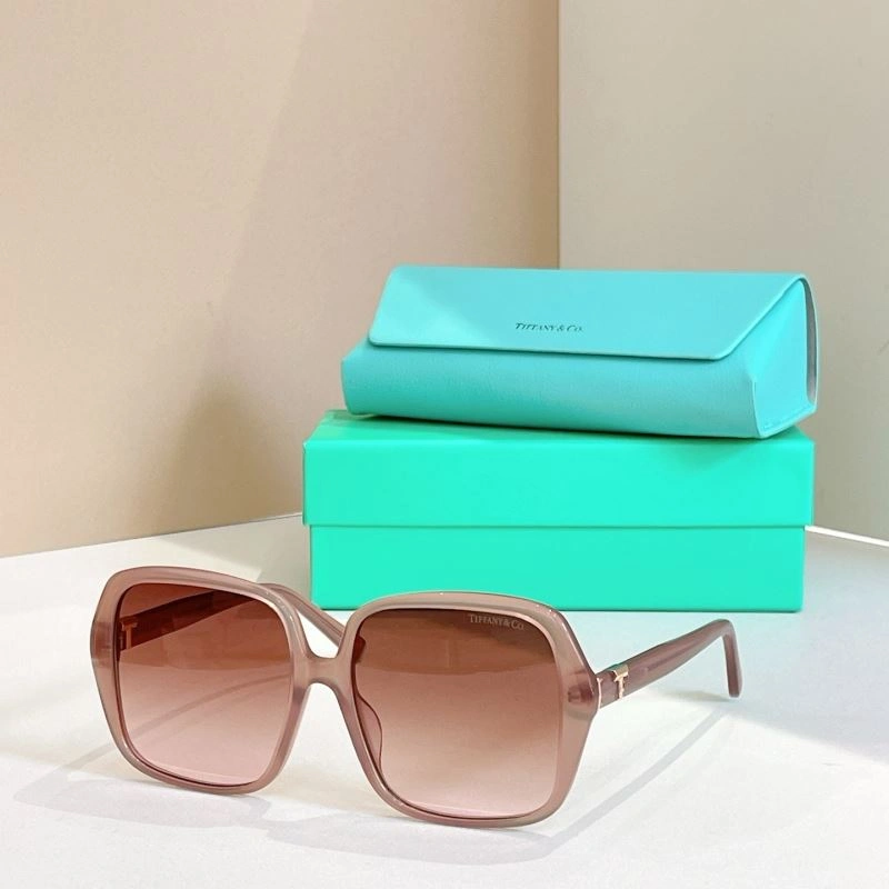 WaterResistant Tom Ford Sunglasses 282363