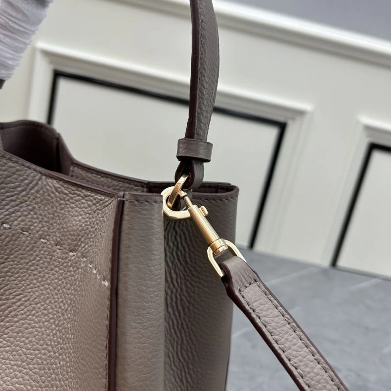 Tory Burch Bucket Bags Minimalist 82454