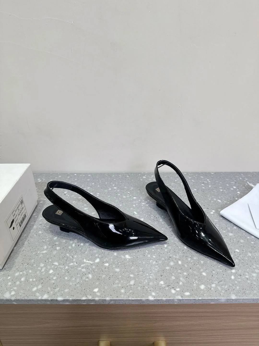 Lightweight Toteme Sandals 7131