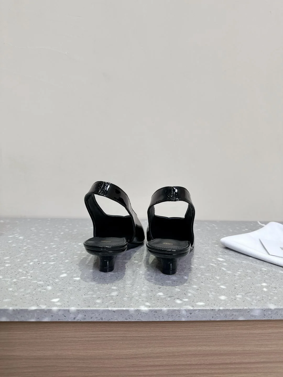 Lightweight Toteme Sandals 7131